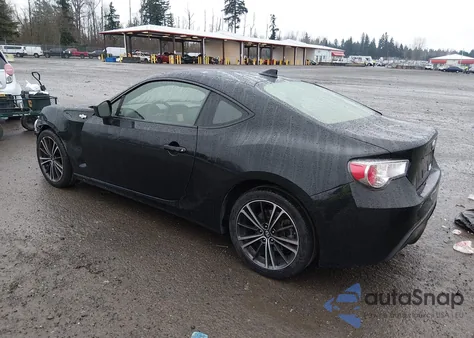 2015 Scion Fr-S z USA, uszkodzony, nr VIN JF1ZNAA15F8702109